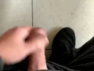 Chaturbate Live Sex Cam of webchatter99