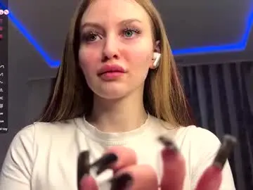 Chaturbate Free Porn Cam of hip_hop_baby