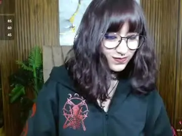 Chaturbate Live Sex Cam of kairy_tay