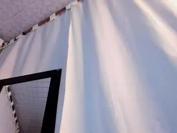 Chaturbate Free Porn Cam of katherin_contin666