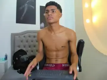 Chaturbate Live Porn of paull_cassidy