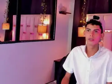 Chaturbate Live Sex of sky_jules