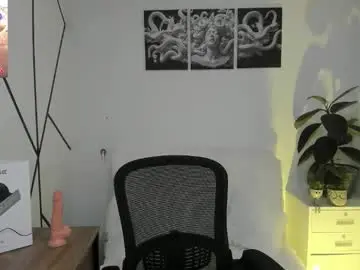 Chaturbate Best live sex cam show of sky_jules