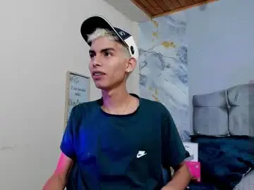 Chaturbate Best live sex cam show of sky_jules