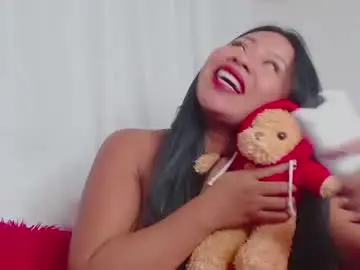 Chaturbate Nude Webcam of aria_morgan723222