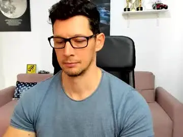 Chaturbate Watch Live Sex Cams of brutusk1