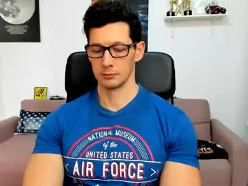 Chaturbate Adult Webcams of brutusk1