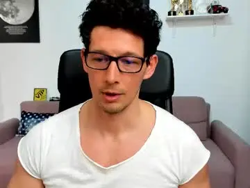 Chaturbate Live Sex Cam of brutusk1