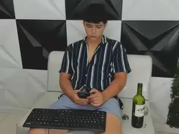 Chaturbate Live Porn of dani_cumboy