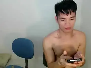 Chaturbate Live Sex Cam of gardo_versoza