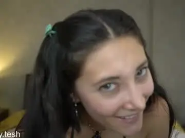 Chaturbate Live Sex Cam of kellytesh