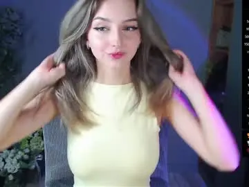 Chaturbate Live Sex Cam of queen_kitty1818