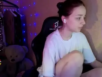 Chaturbate Live Sex Cam of queen_kitty1818