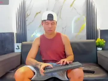 Chaturbate Live Sex Cam of stivendreams