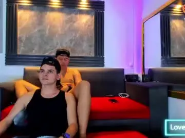 Chaturbate Live Sex Cam of stivendreams