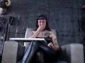 Chaturbate Free Porn Cam of agata_darkness