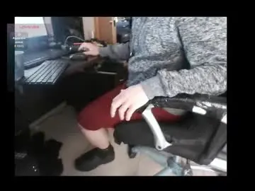 Chaturbate Watch Live Sex Cams of efi_crossou