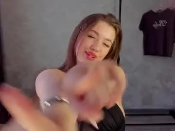 Chaturbate Nude Webcam of laurita_shy