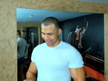 Chaturbate Best live sex cam show of logansimmons