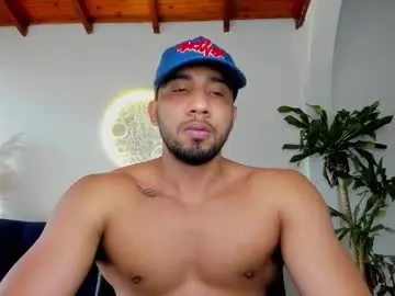Chaturbate Live Sex Cam of cristobal12cock