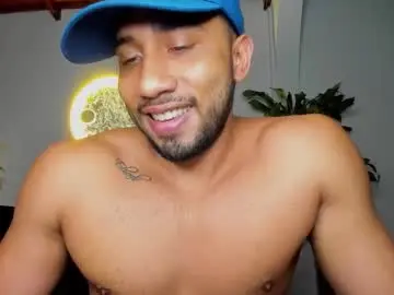 Chaturbate Free Porn Cam of cristobal12cock
