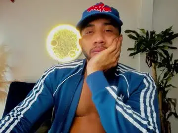 Chaturbate Live Sex Cam of cristobal12cock