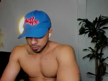 Chaturbate Sex Cam of cristobal12cock