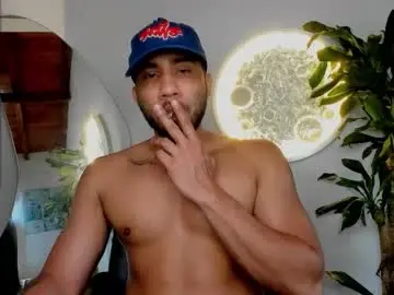 Chaturbate Watch Live Sex Cams of cristobal12cock