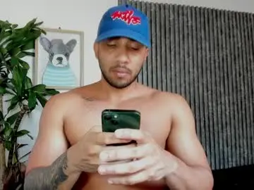 Chaturbate Live Porn of cristobal12cock