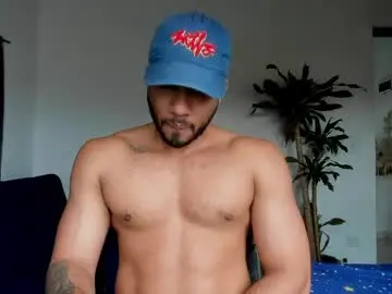 Chaturbate Adult Webcam of cristobal12cock