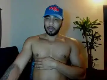 Chaturbate Adult Webcam of cristobal12cock