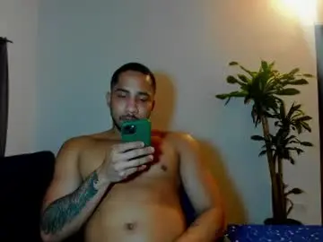 Chaturbate Adult Webcam of cristobal12cock
