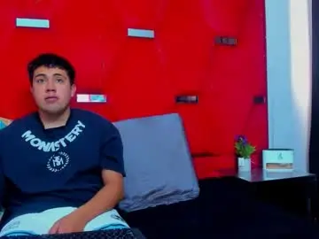 Chaturbate Live Sex of emmaanddemon