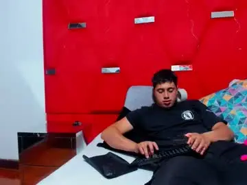 Chaturbate Live Sex of emmaanddemon