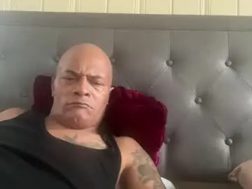 Chaturbate Watch Live Sex Cams of loved19