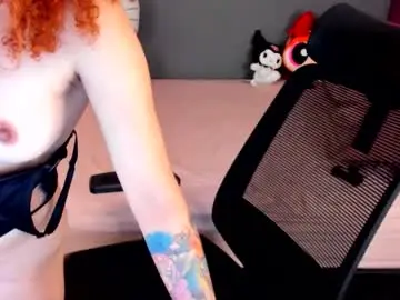 Chaturbate Live Sex Cam of meridaxbrave_