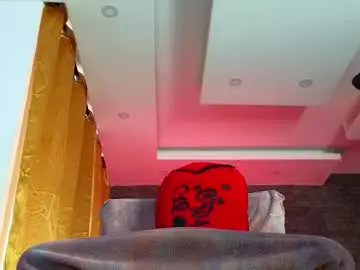 Chaturbate Live Sex Cam of sahra_belmont