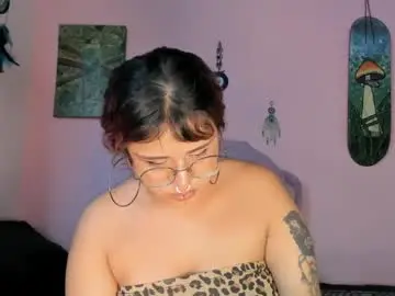 Chaturbate Live Sex Cam of maddy_jhonsson