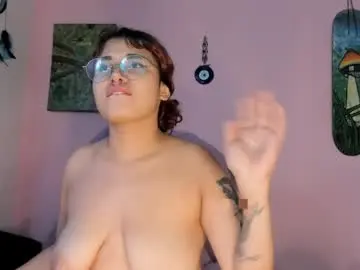 Chaturbate Live Porn of maddy_jhonsson