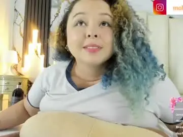 Chaturbate Best live sex cam show of molliebue1