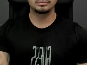 Chaturbate Sex Cam of tonywilcoxx