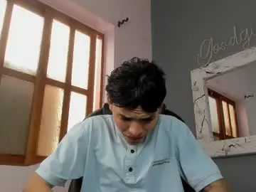 Chaturbate Live Porn of camillo_virgil