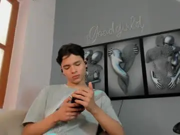 Chaturbate Nude Webcam of camillo_virgil