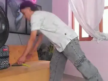 Chaturbate Adult Video Chat of camillo_virgil