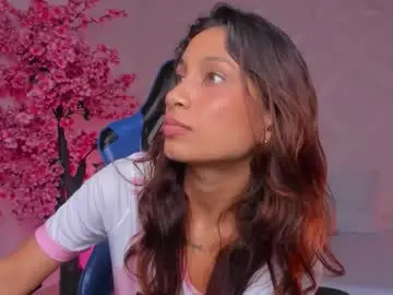 Chaturbate Live Sex of cora22_