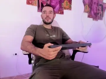 Chaturbate Watch Live Sex Cams of esteban_star