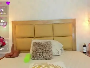 Chaturbate Live Sex Cam of kelsseyanders