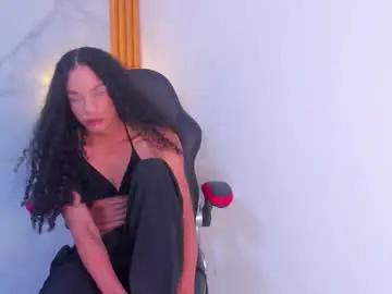 Chaturbate Live Sex of luminous__queen