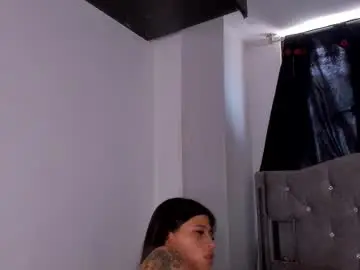 Chaturbate Adult Webcam of game_with_lesbians_