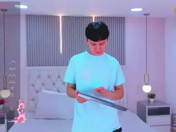 Chaturbate Private Sex Chat of maxii18_